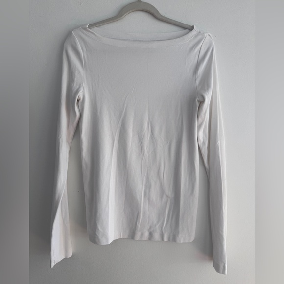 GAP Tops - GAP Classic White Long Sleeve Tee- MTall